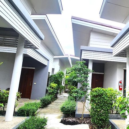 Purepamvillage Pantai Kata Bagian luar foto