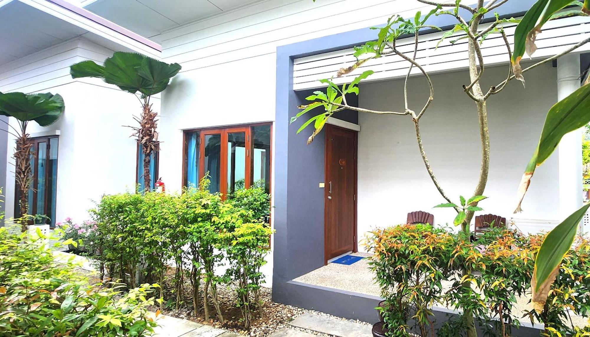 Purepamvillage Pantai Kata Bagian luar foto